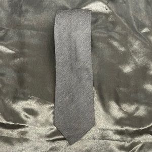 Luciano Barbera for Louis Boston, 70 wool / 30 silk tie